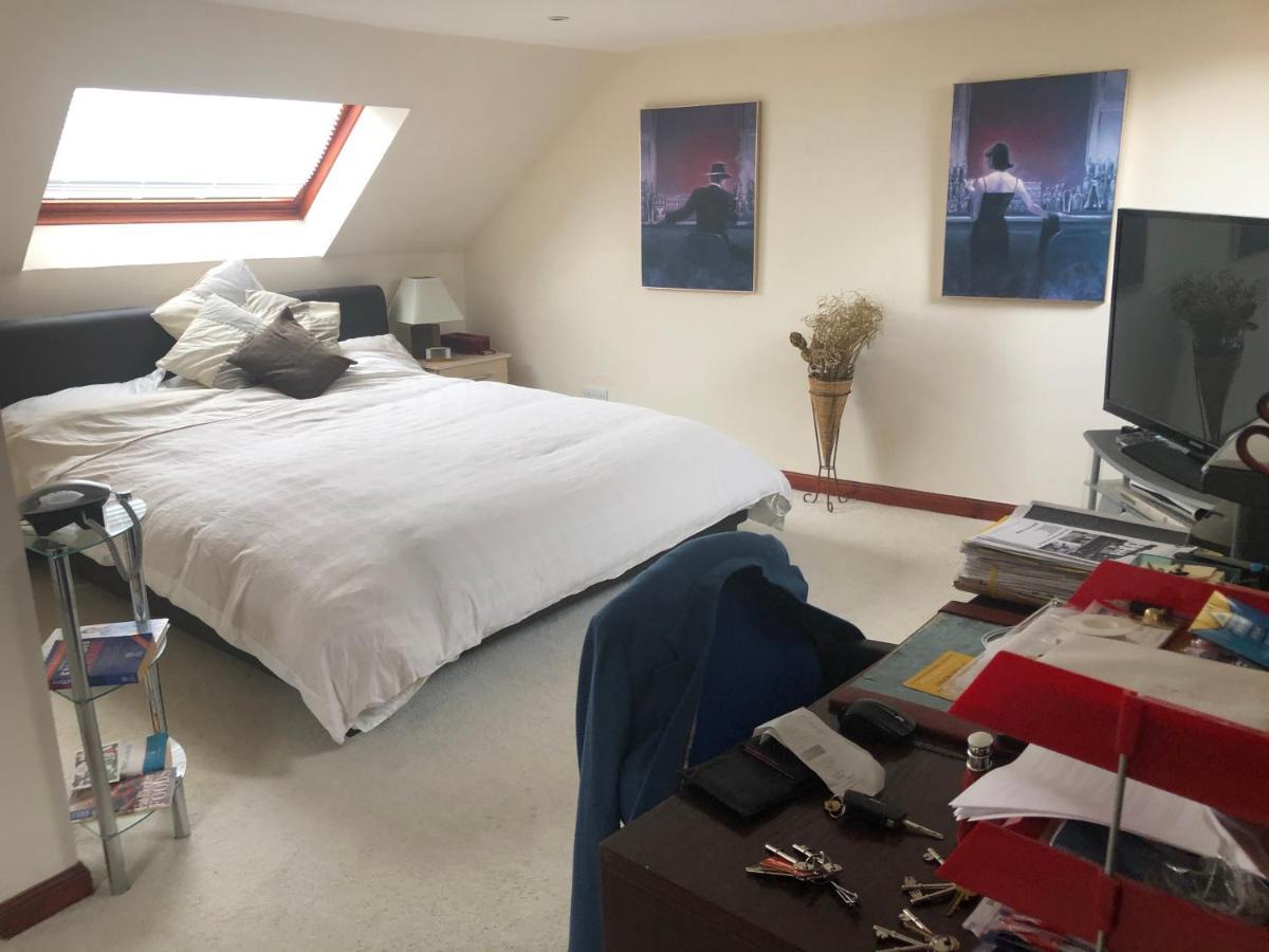 Executive Serviced Apartments 3 Forfar Εξωτερικό φωτογραφία